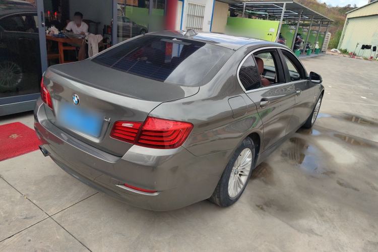 Used BMW 5 Series 2014 525Li Leading Model Rear Right 45 Deg