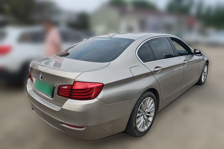 Used BMW 5 Series 2014 525Li Luxury Design Package Rear Right 45 Deg