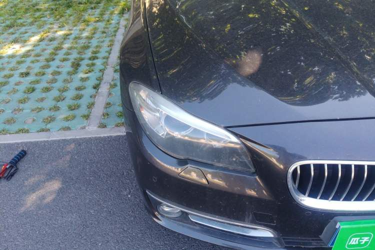 Used BMW 5 Series 2014 525Li Luxury Design Package Right Front Headlight