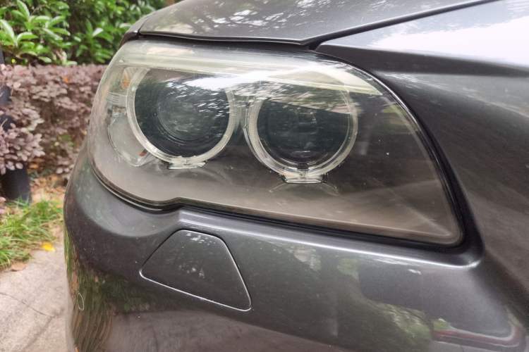 Used BMW 5 Series 2014 530Li Fashion Design Package Right Front Headlight