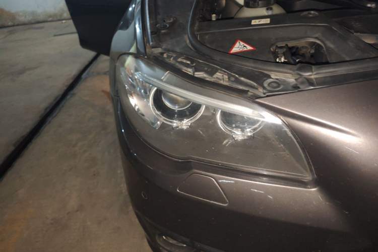Used BMW 5 Series 2014 520Li Elegant Model Right Front Headlight