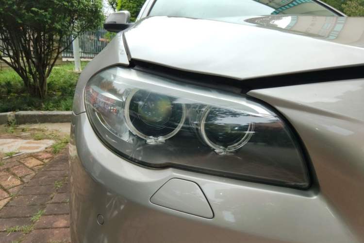 Used BMW 5 Series 2014 525Li Leading Model Right Front Headlight