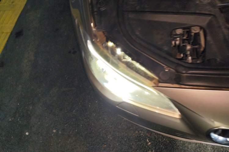 Used BMW 5 Series 2014 520Li Elegant Model Right Front Headlight