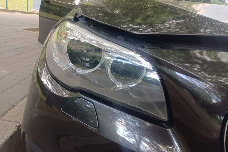 Used BMW 5 Series 2014 520Li Elegant Model Right Front Headlight