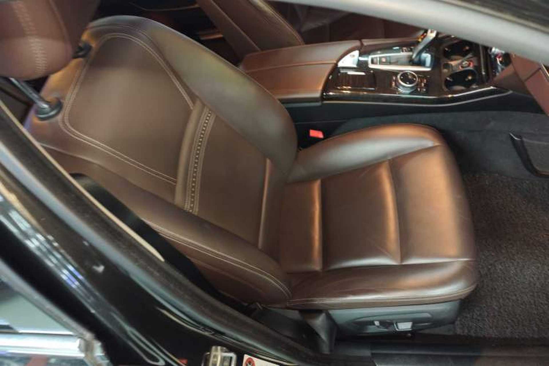 Used BMW 5 Series 2014 525Li Luxury Design Package Right Front Seat