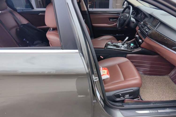 Used BMW 5 Series 2014 525Li Leading Model Right Front Seat