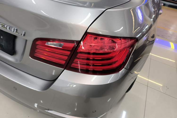 Used BMW 5 Series 2014 520Li Elegant Model Right Rear Taillight