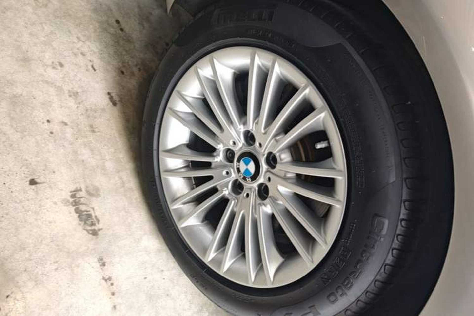 Used BMW 5 Series 2014 525Li Leading Model Right Rear Wheel Hub