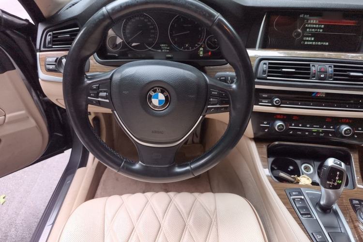 Used BMW 5 Series 2014 530Li Fashion Design Package Steering Wheel