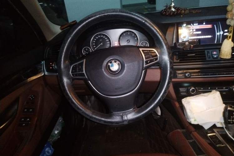 Used BMW 5 Series 2014 520Li Elegant Model Steering Wheel