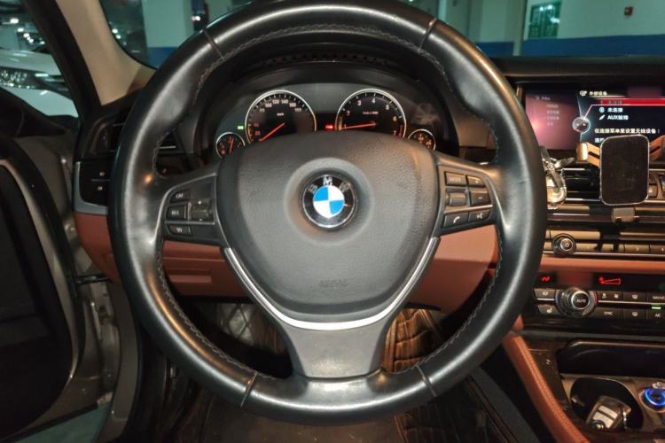 Used BMW 5 Series 2014 528Li Leading Model Steering Wheel