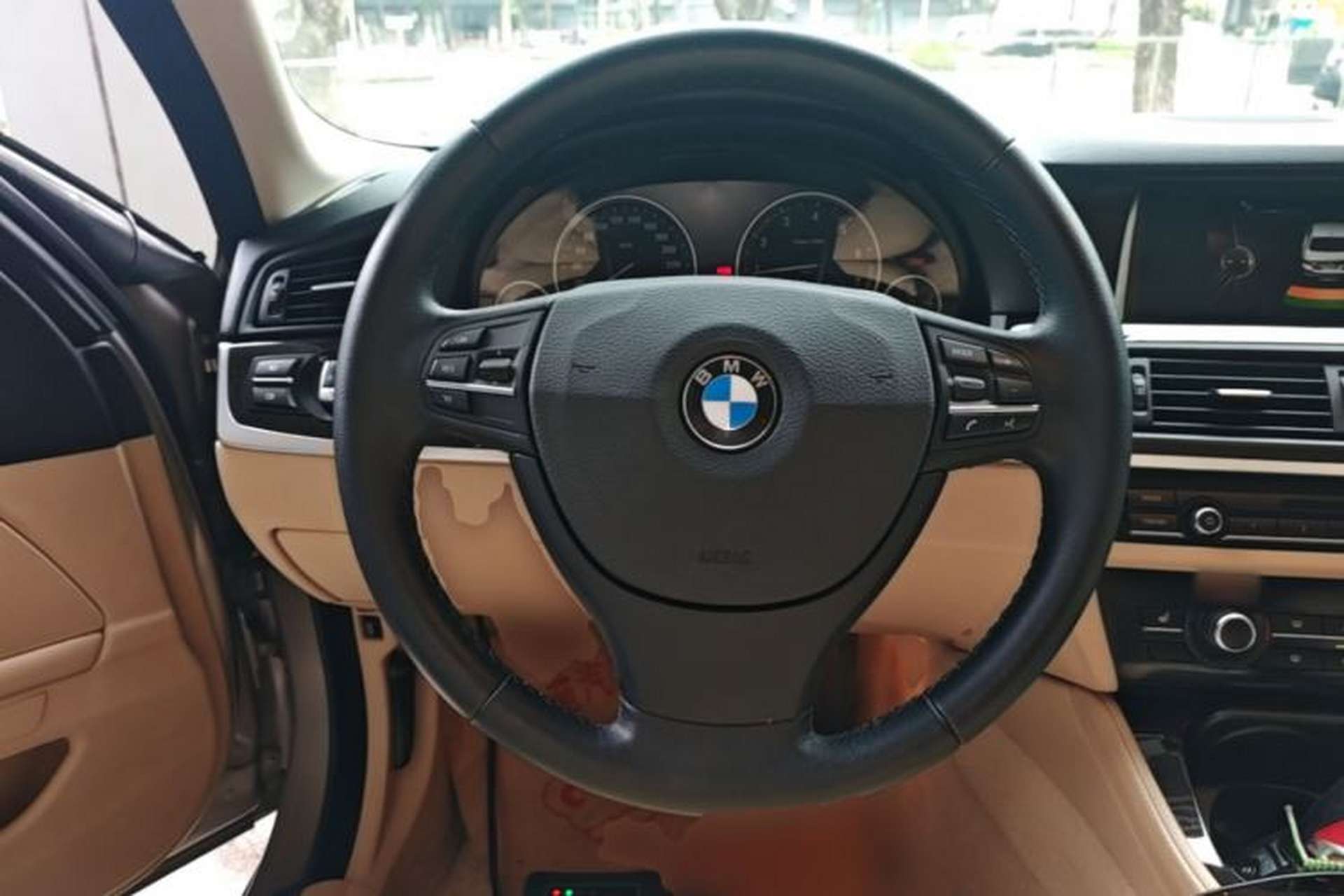 Used BMW 5 Series 2014 525Li Leading Model Steering Wheel