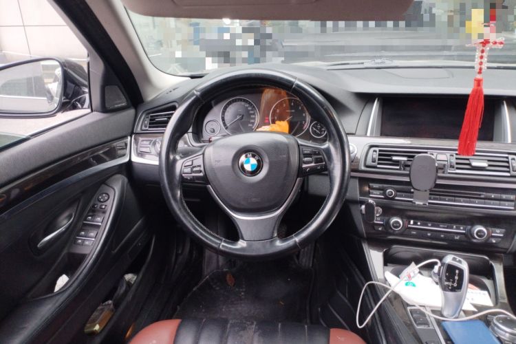 Used BMW 5 Series 2014 528Li xDrive Luxury Design Package Steering Wheel