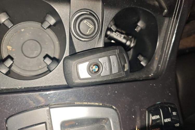 Used BMW 5 Series 2014 520Li Elegant Model Vehicle Key