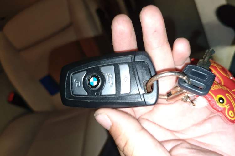 Used BMW 5 Series 2014 535Li Leading Model Vehicle Key