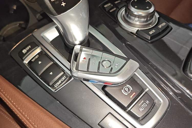 Used BMW 5 Series 2014 520Li Elegant Model Vehicle Key