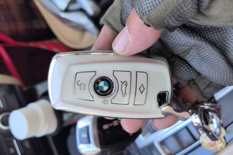 Used BMW 5 Series 2014 525Li Luxury Design Package Vehicle Key