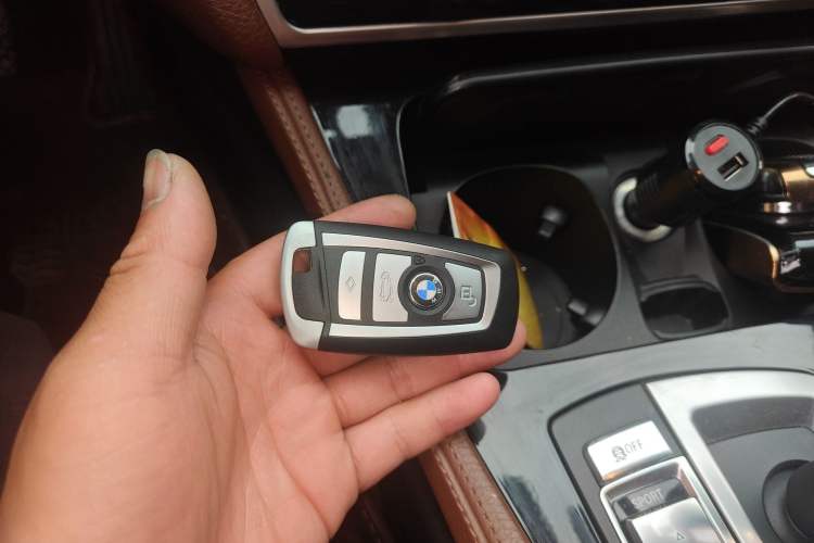 Used BMW 5 Series 2014 520Li Elegant Model Vehicle Key
