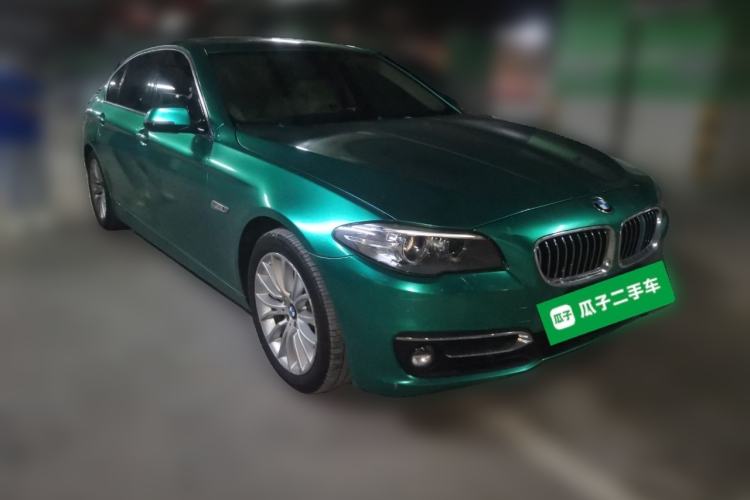 Used BMW 5 Series 2014 525Li Luxury Design Package Front Right 45 Deg
