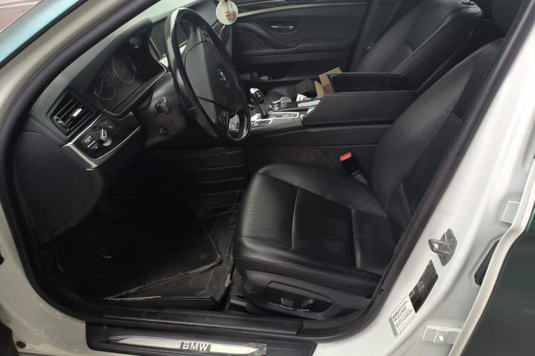 Used BMW 5 Series 2014 525Li Leading Model Left Front Seat