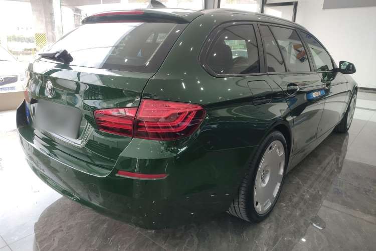 Used BMW 5 Series 2014 520i Touring Edition Rear Right 45 Deg