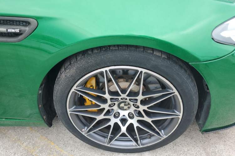 Used BMW 5 Series 2014 520i Elegant Edition Right Front Wheel Hub
