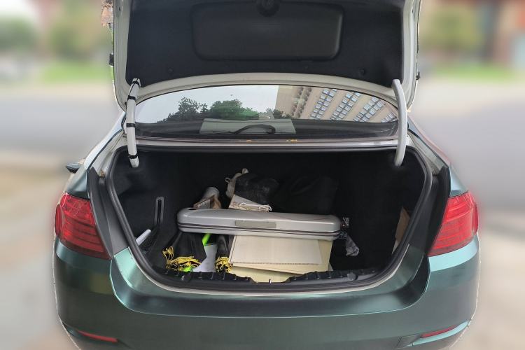 Used BMW 5 Series 2014 525Li Leading Model Trunk