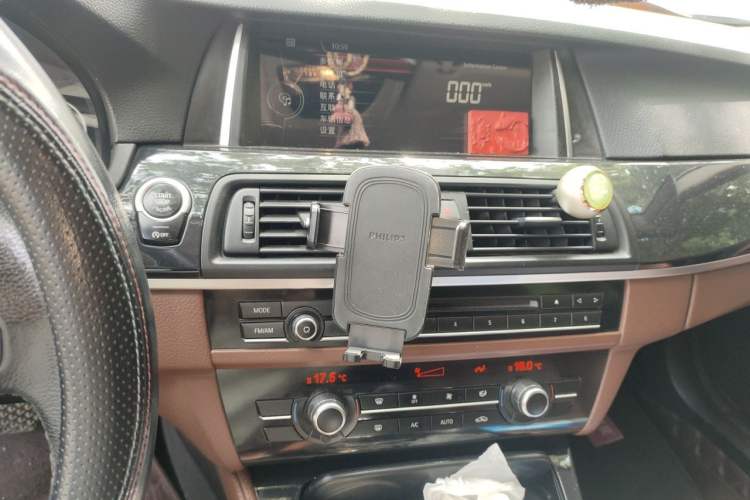 Used BMW 5 Series 2014 520Li Elegant Model Audio And AC Panel