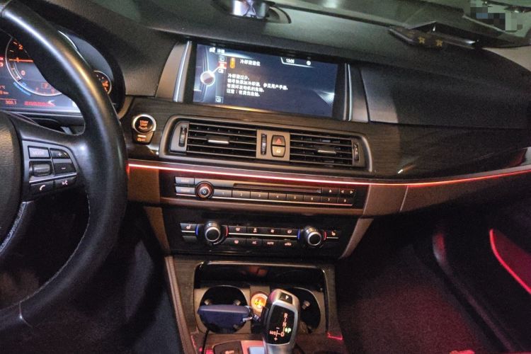 Used BMW 5 Series 2014 525Li Luxury Design Package Audio And AC Panel