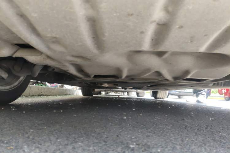 Used BMW 5 Series 2014 528Li Luxury Design Package Chassis Front