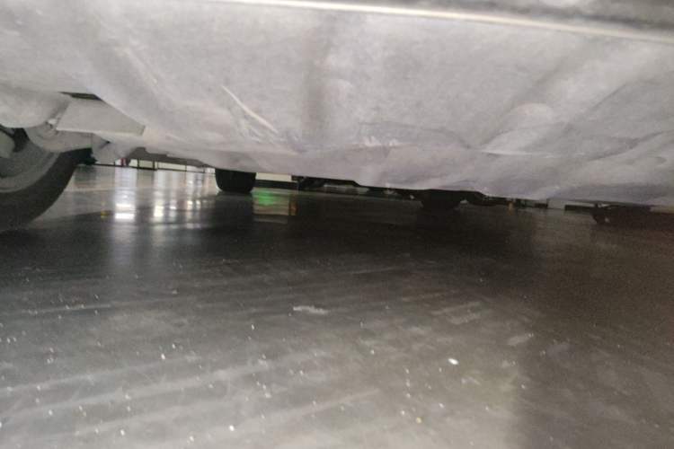 Used BMW 5 Series 2014 525Li Luxury Design Package Chassis Front