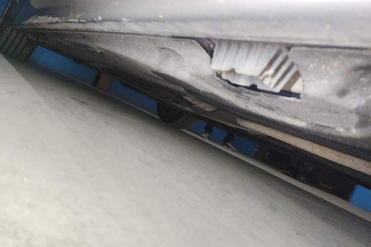 Used BMW 5 Series 2014 525Li Luxury Design Package Chassis Front Right