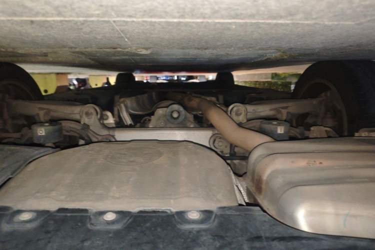 Used BMW 5 Series 2014 525Li Luxury Design Package Chassis Rear