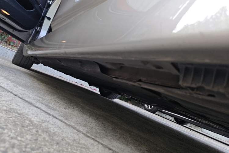 Used BMW 5 Series 2014 525Li Luxury Design Package Chassis Rear Left