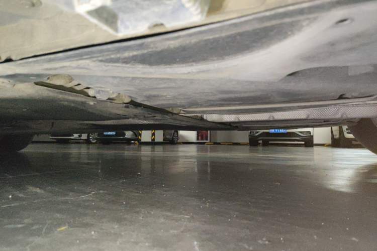 Used BMW 5 Series 2014 525Li Luxury Design Package Chassis Rear Left