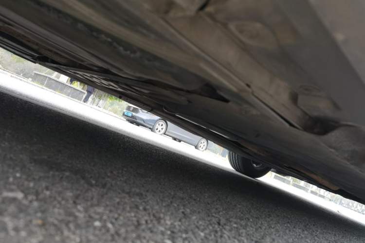 Used BMW 5 Series 2014 520Li Elegant Model Chassis Rear Right
