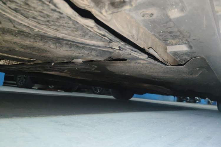 Used BMW 5 Series 2014 525Li Luxury Design Package Chassis Rear Right