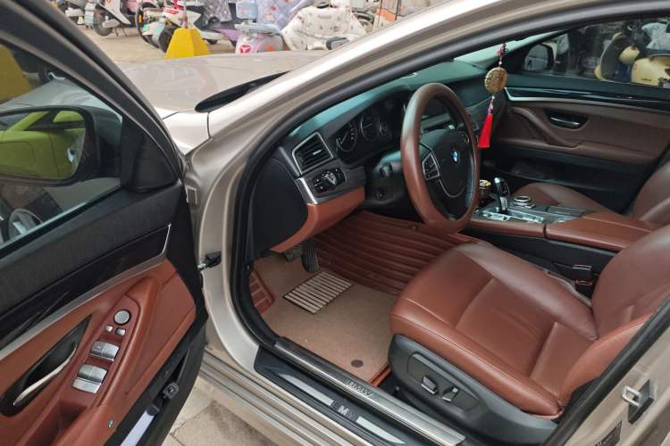 Used BMW 5 Series 2014 520Li Elegant Model Driver Seat