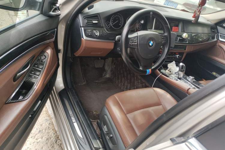 Used BMW 5 Series 2014 520Li Elegant Model Driver Seat