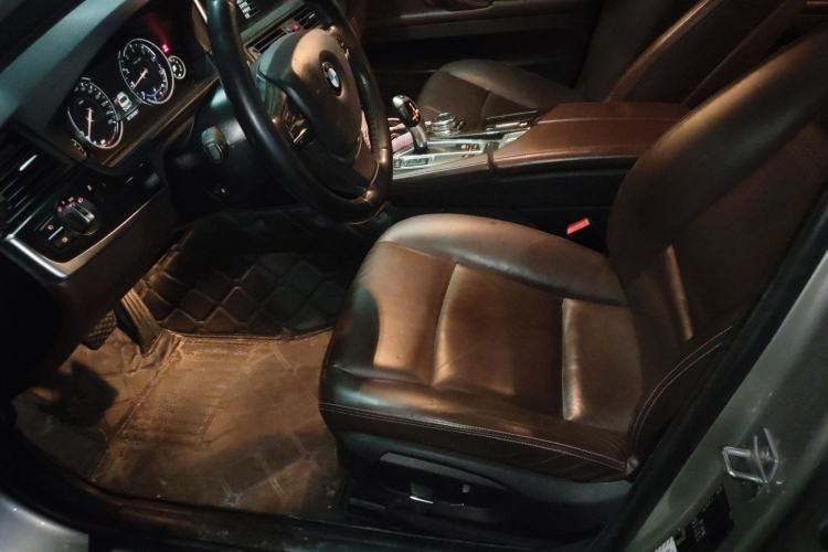 Used BMW 5 Series 2014 525Li Luxury Design Package Driver Seat
