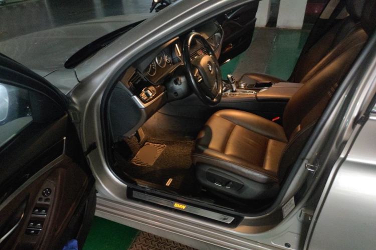 Used BMW 5 Series 2014 525Li Luxury Design Package Driver Seat