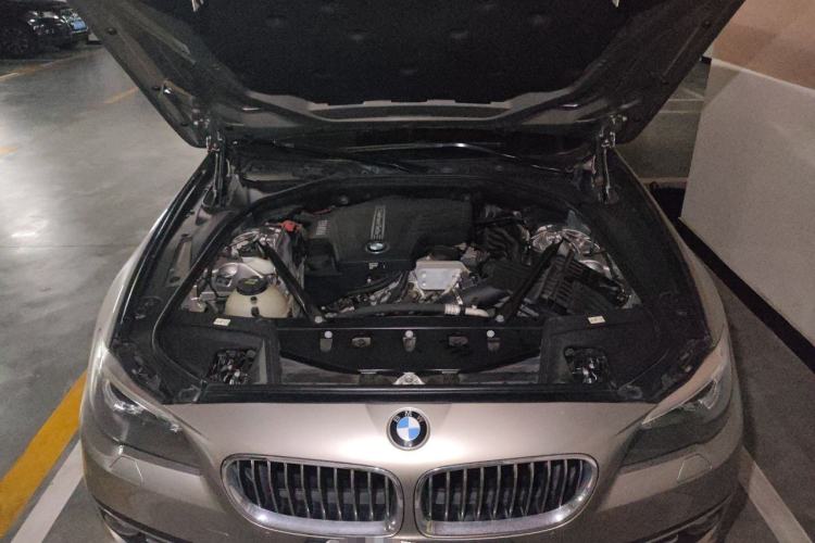 Used BMW 5 Series 2014 525Li Luxury Design Package Engine Bay