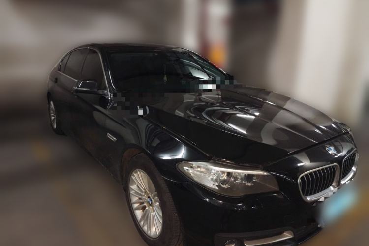 Used BMW 5 Series 2014 525Li Luxury Design Package Front Right 45 Deg