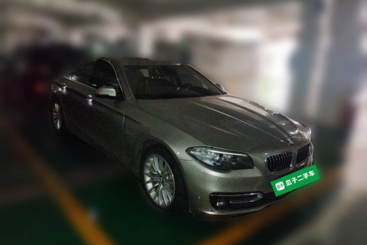 Used BMW 5 Series 2014 525Li Luxury Design Package Front Right 45 Deg