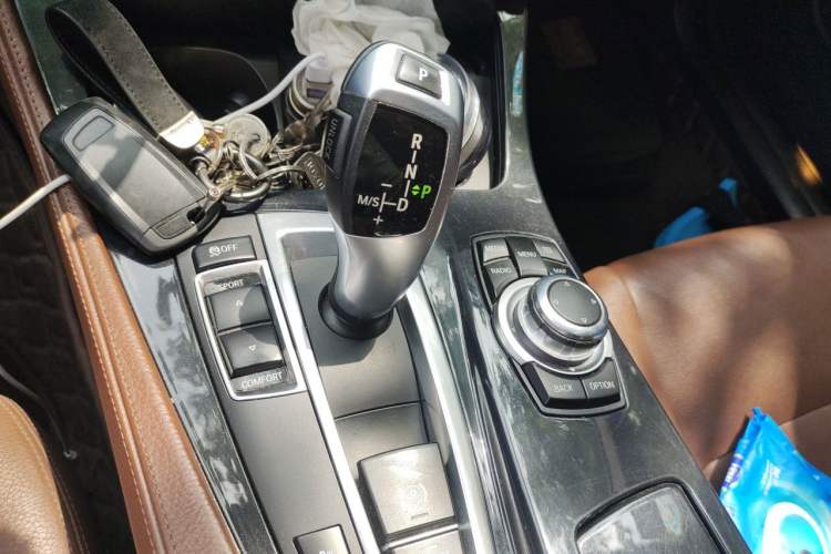 Used BMW 5 Series 2014 520Li Elegant Model Gear Lever