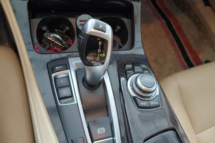 Used BMW 5 Series 2014 525Li Leading Model Gear Lever
