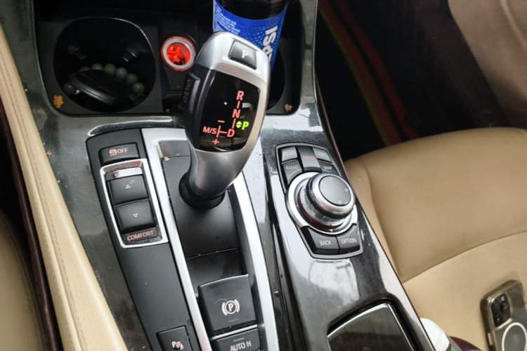 Used BMW 5 Series 2014 525Li Leading Model Gear Lever