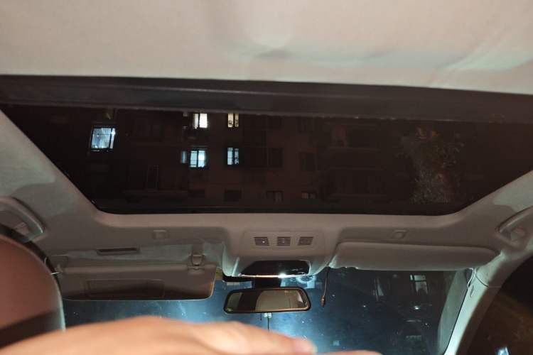 Used BMW 5 Series 2014 520i Elegant Edition Headliner