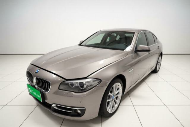 Ojetý BMW 5 Series 2014 525Li Luxury Design Package