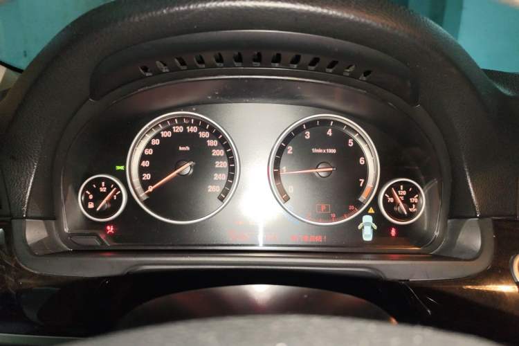 Used BMW 5 Series 2014 525Li Luxury Design Package Instrument Cluster